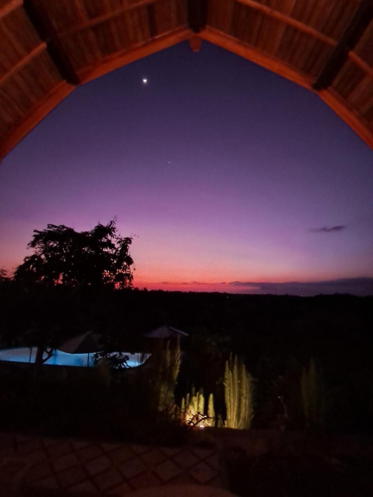 Kubuhill Sunset Bungalow Toyapakeh Экстерьер фото
