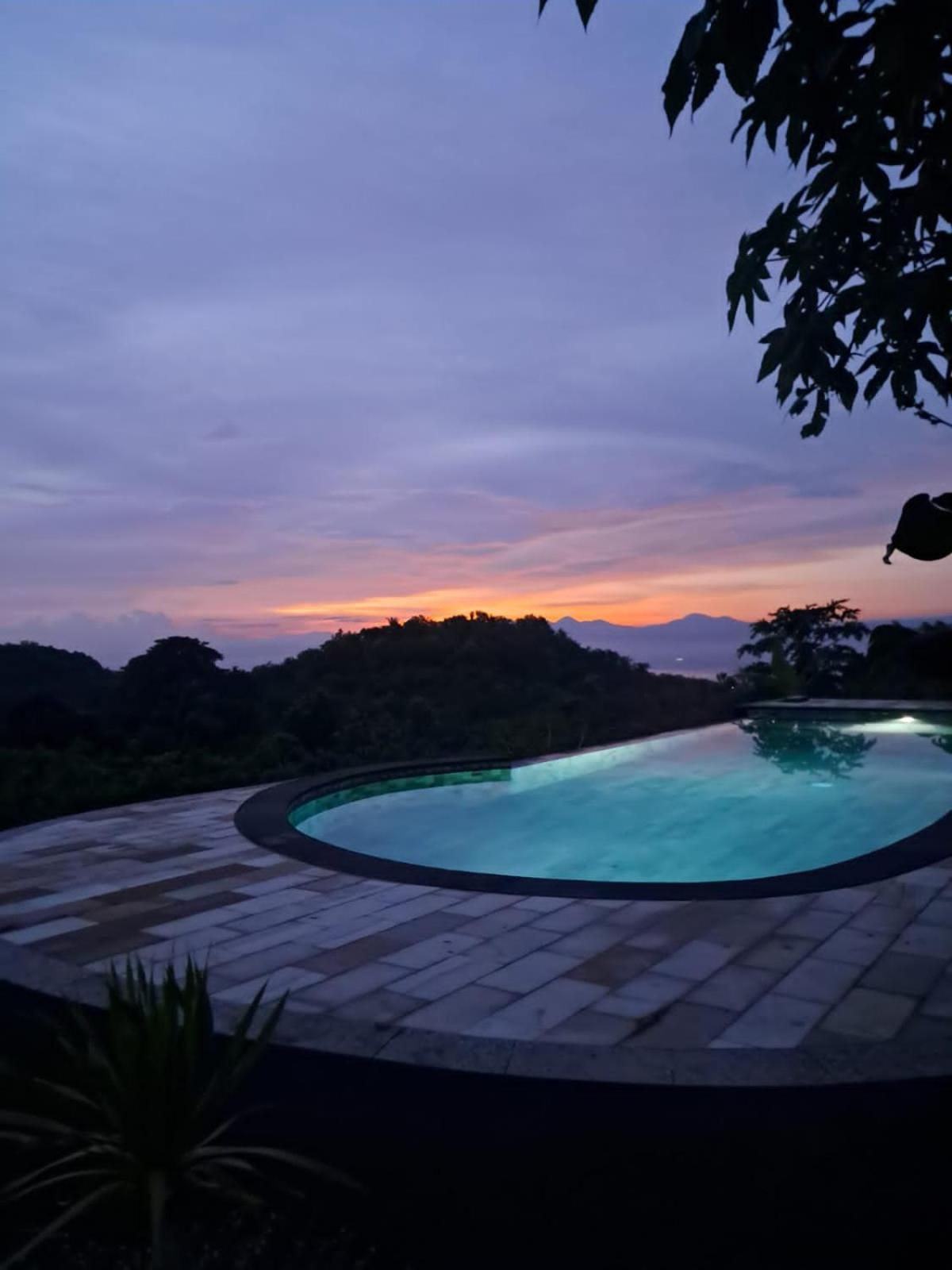 Kubuhill Sunset Bungalow Toyapakeh Экстерьер фото
